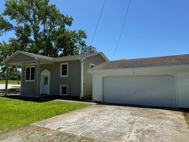 303 Prentice Street, Carterville, IL 62918 - #2