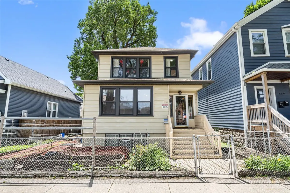 655 W 43rd Place, Chicago, IL 60609 - #1
