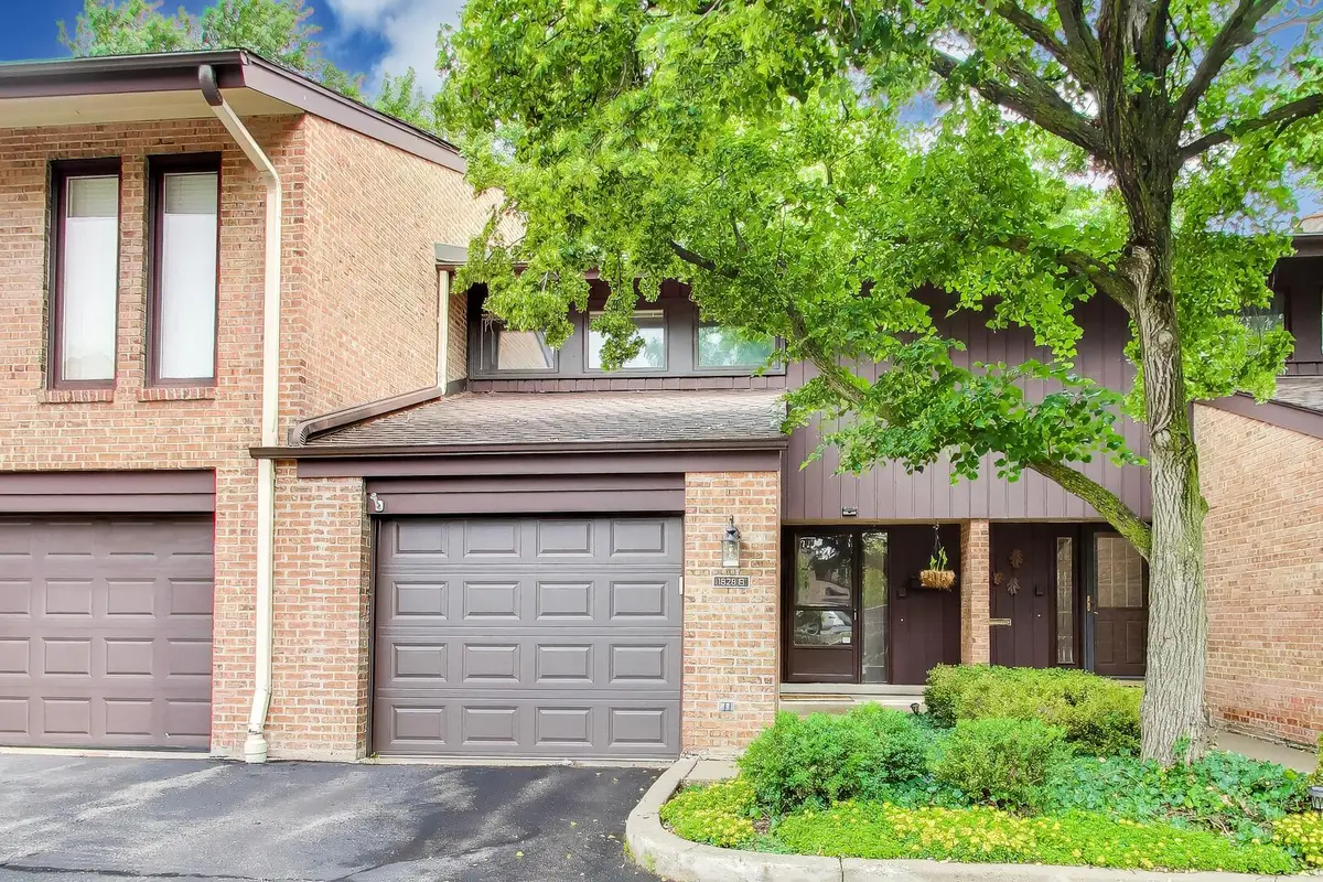 1828 Wildberry Drive #B, Glenview, IL 60025 - #1