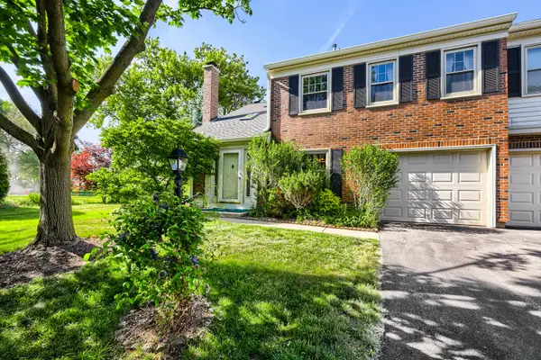 159 Bright Ridge Drive, Schaumburg, IL 60194