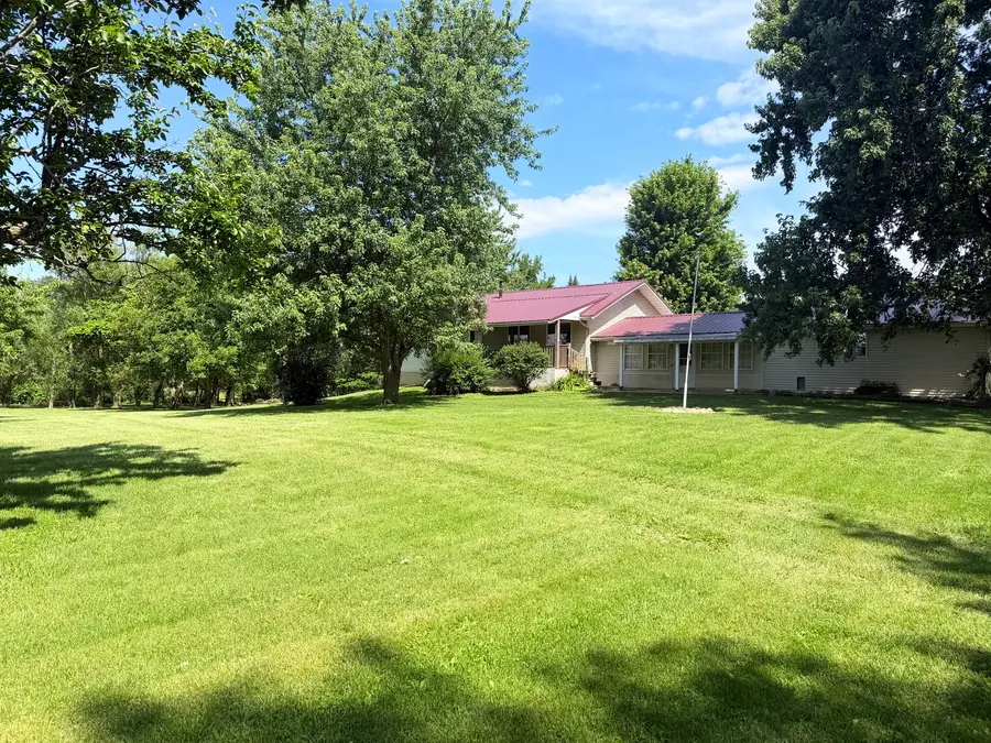 17179 Swisher Hill Road, Dewitt, IL 61735 - #3