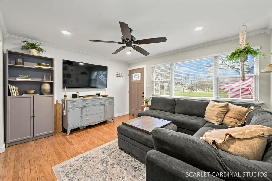 617 E Berkshire Avenue, Lombard, IL 60148 - #2