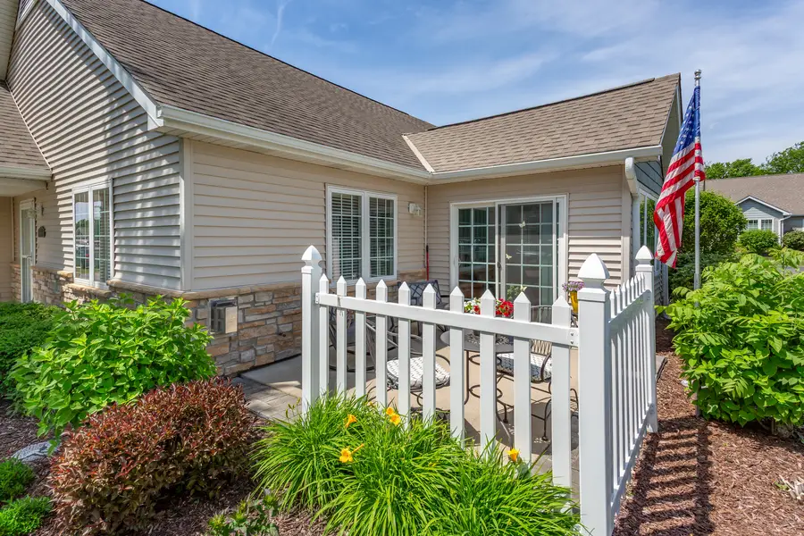 2035 Somerset Lane #2035, Sycamore, IL 60178 - #2