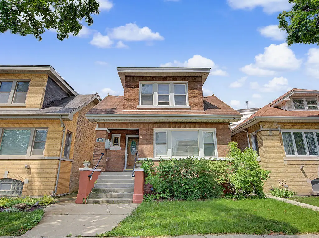 4450 N Mango Avenue, Chicago, IL 60630 - #1
