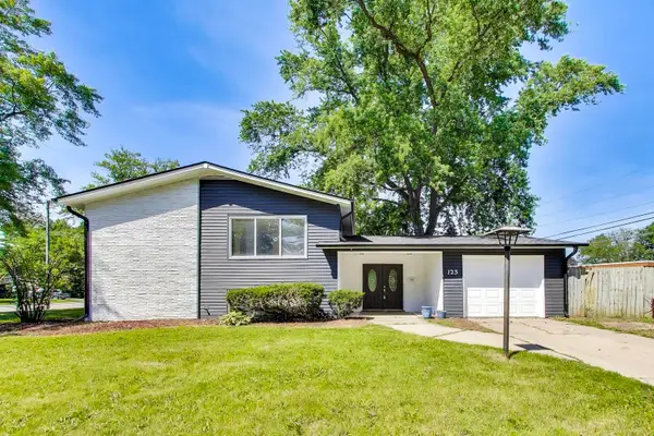 123 Boulder Hill Pass, Montgomery, IL 60538