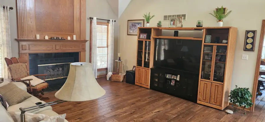 1609 Lorraine Drive, Sandwich, IL 60548 - #3