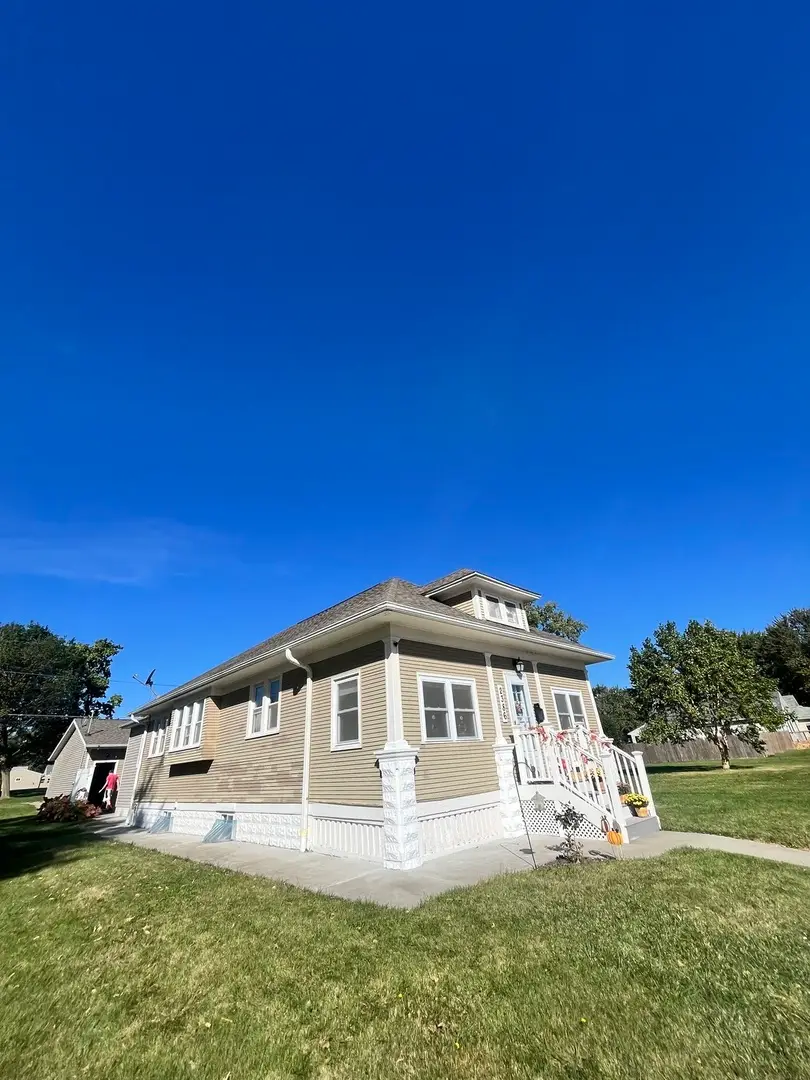 2386 Chancy Street, Clinton, IA 52732 - #3