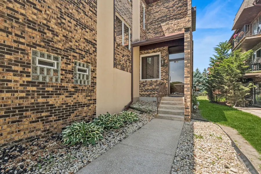 10416 Mansfield Avenue #3NE, Oak Lawn, IL 60453 - #3