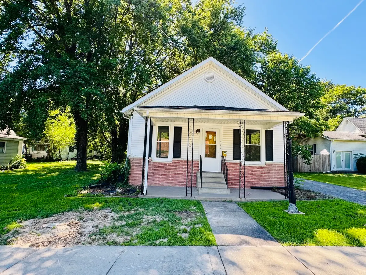 404 N Otis Street, Marion, IL 62959 - #1
