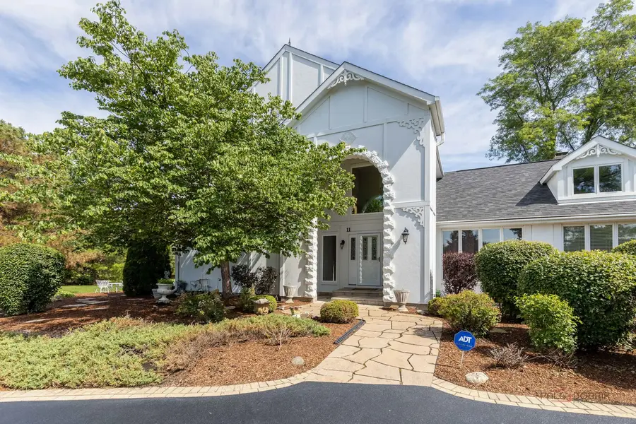 11 Lake View Road, Hawthorn Woods, IL 60047 - #3