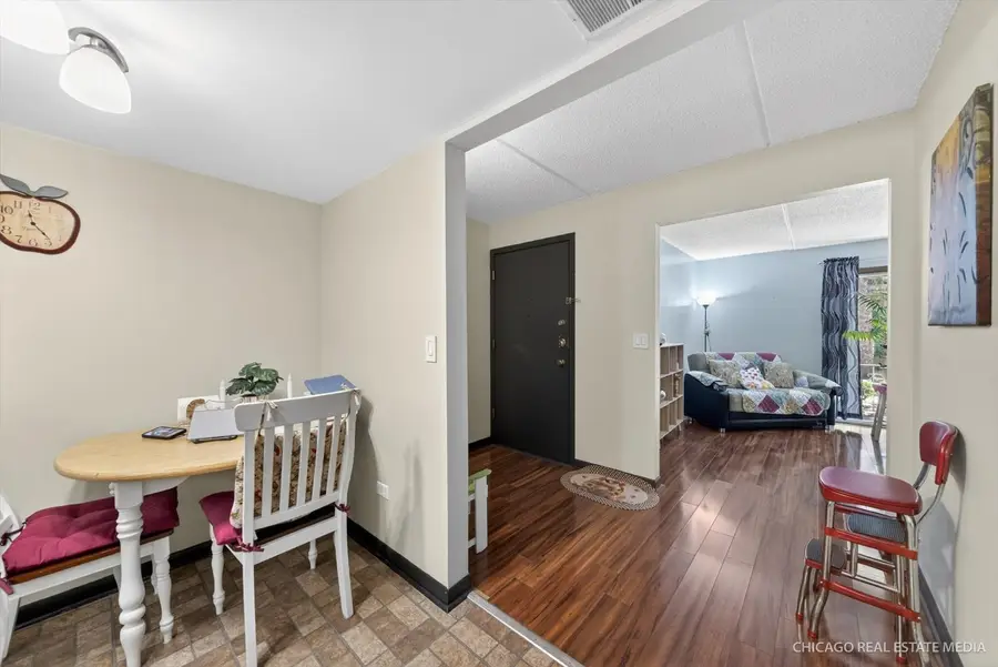 6316 W Montrose Avenue #102, Chicago, IL 60634 - #3