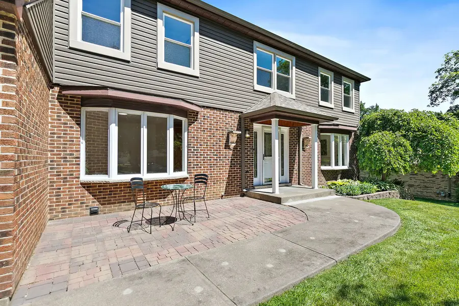 1439 Blackhawk Drive, Schaumburg, IL 60193 - #3