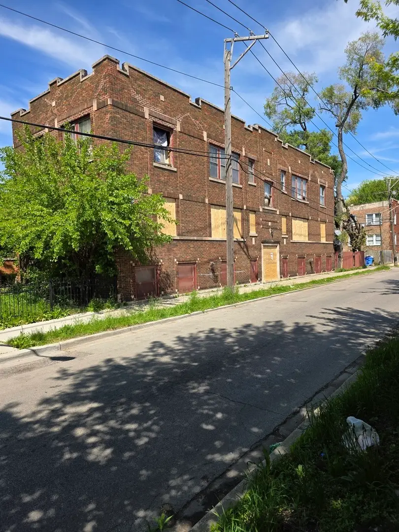Address Withheld By Seller, Chicago, IL 60644 - #2