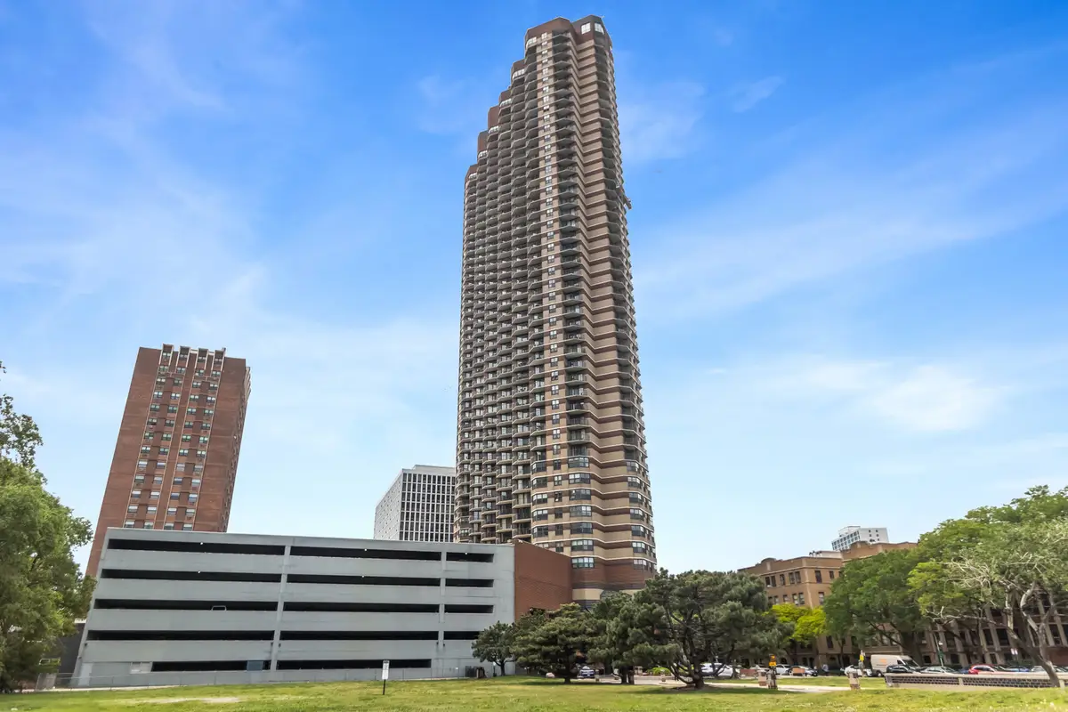 3660 N Lake Shore Drive #507, Chicago, IL 60613 - #1