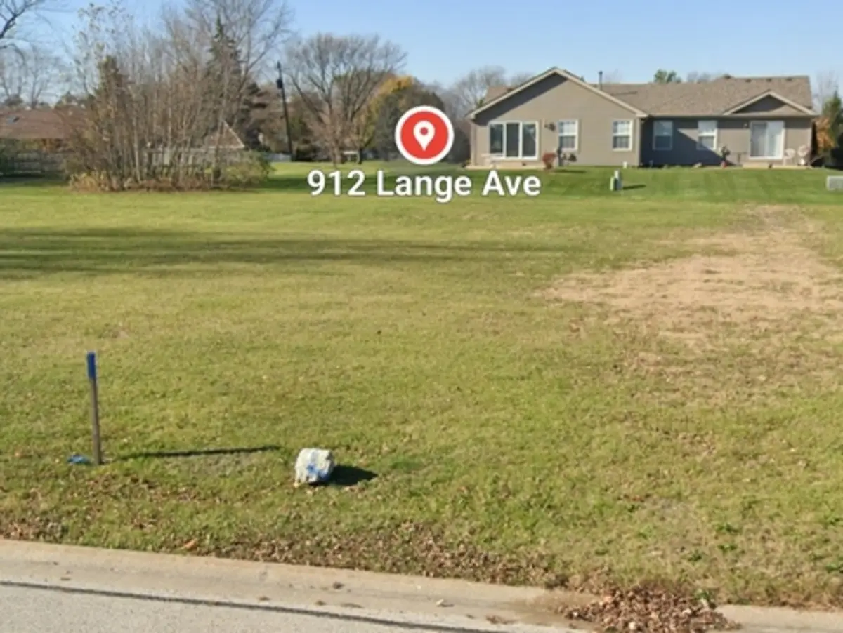 912 Lange Avenue, Beecher, IL 60401 - #1