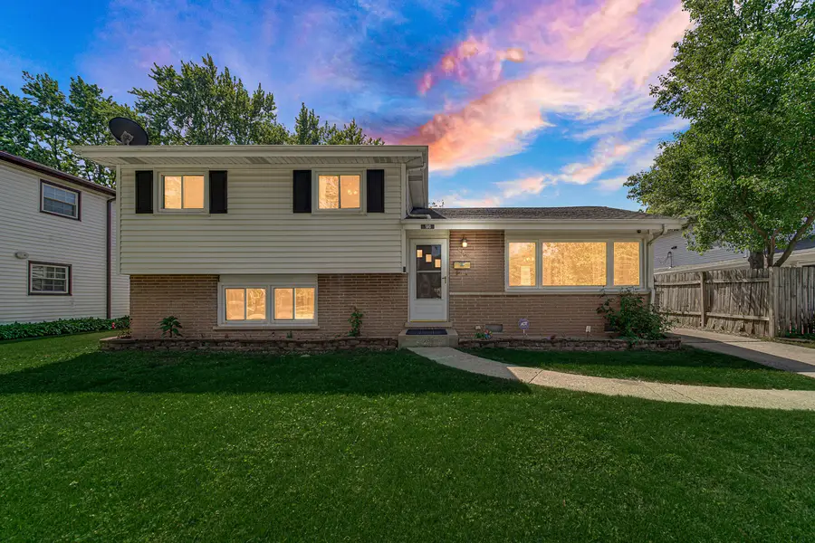 580 N 6th Avenue, Des Plaines, IL 60016 - #2