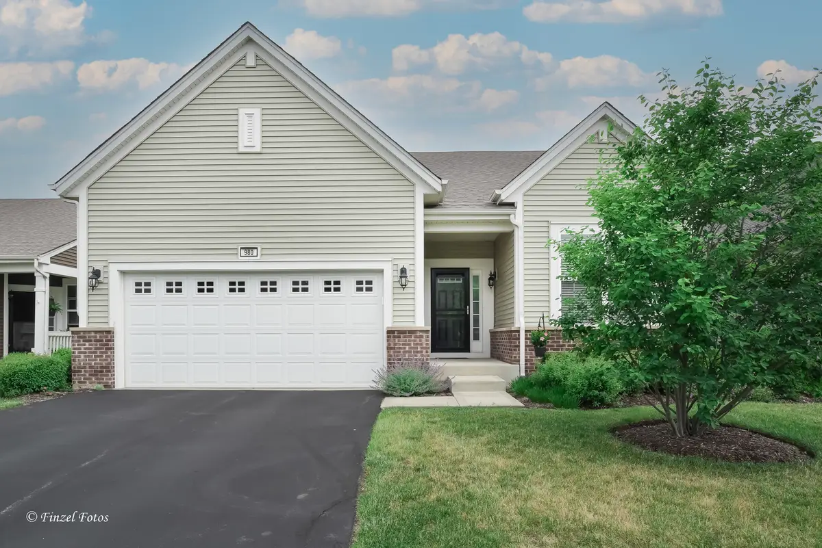 980 Prescott Lane, Pingree Grove, IL 60140 - #1
