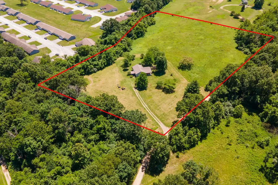 450 Clark School Road, De Soto, IL 62924 - #2
