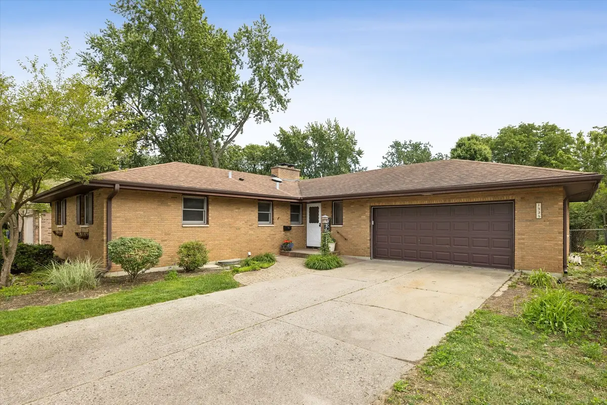 1535 Easy Street, Elgin, IL 60123 - #1