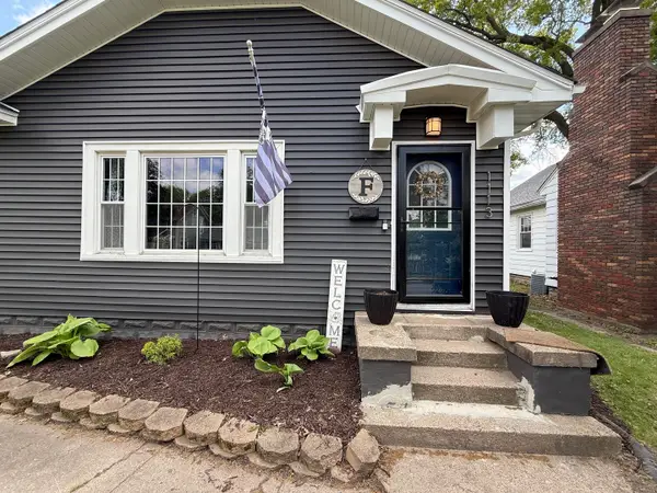 1113 E Central Park Avenue, Davenport, IA 52803