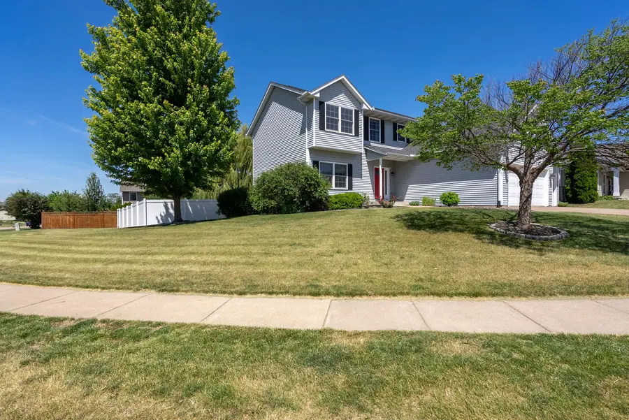 6310 Friendship Path, Bettendorf, IA 52722 - #2