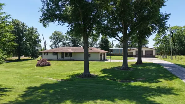 501 Harrison Street, Waltonville, IL 62894
