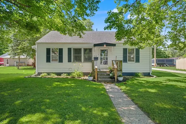 219 E 4th Street, Gibson City, IL 60936