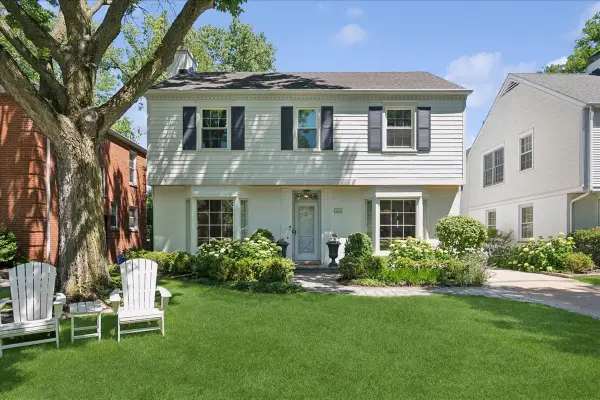 2236 Kenilworth Avenue, Wilmette, IL 60091
