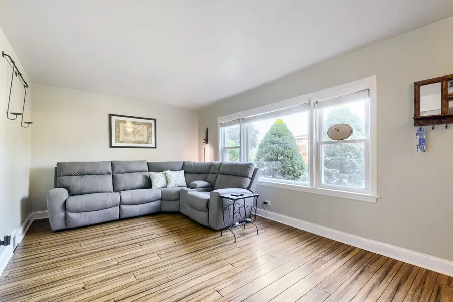 10546 S Harding Avenue, Chicago, IL 60655 - #3