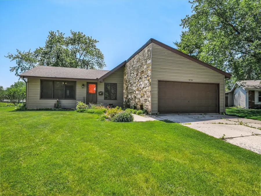 1911 Ash Court, Aurora, IL 60506 - #3