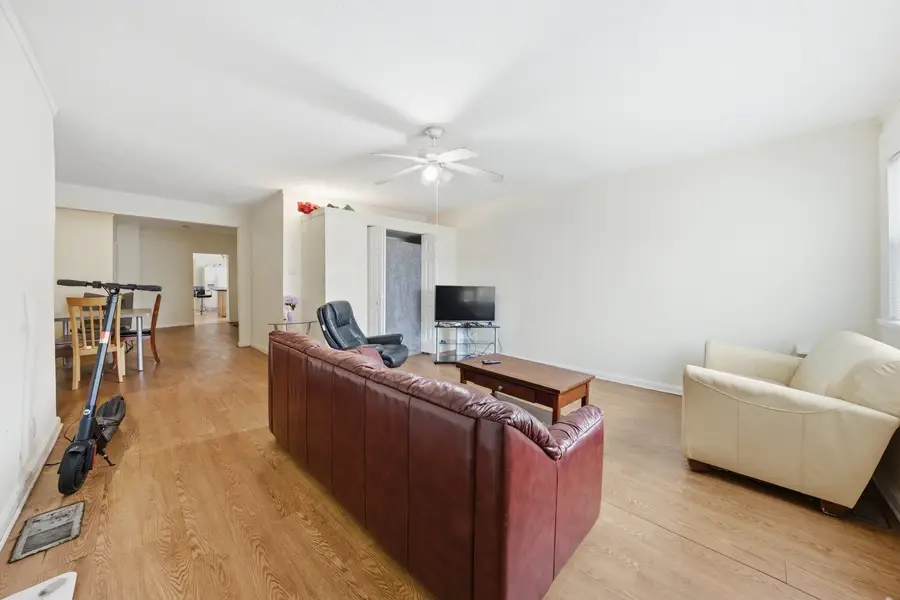 2643 S Hillock Avenue, Chicago, IL 60608 - #2