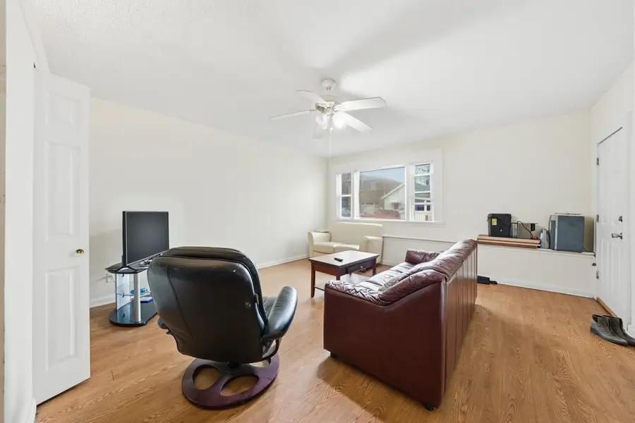 2643 S Hillock Avenue, Chicago, IL 60608 - #3