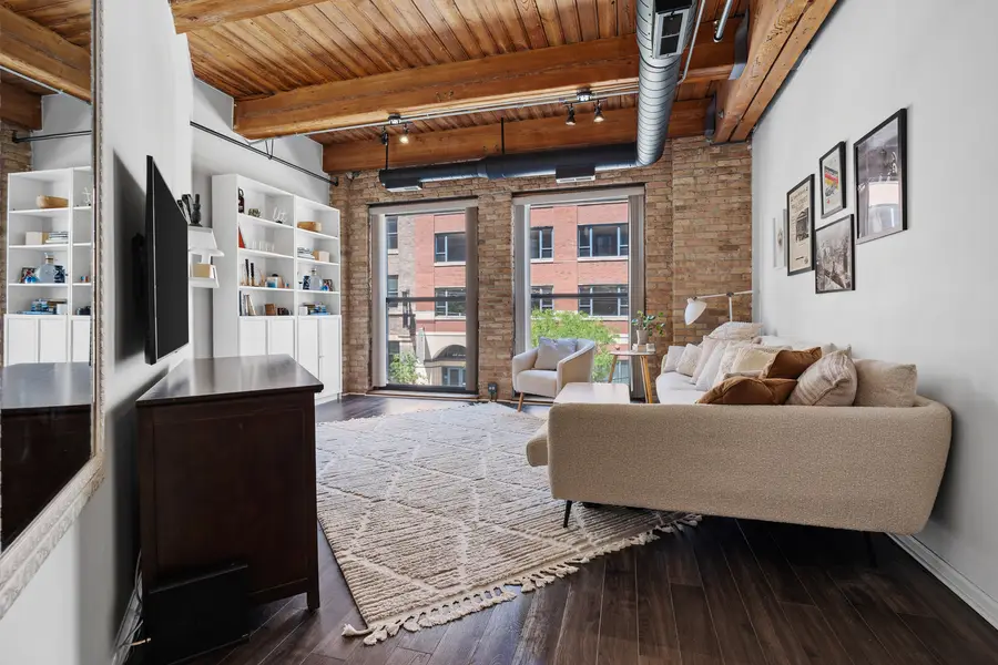 225 W Huron Street #209, Chicago, IL 60654 - #2