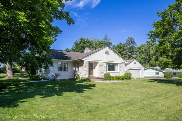 801 Lawnwood Avenue, DeKalb, IL 60115
