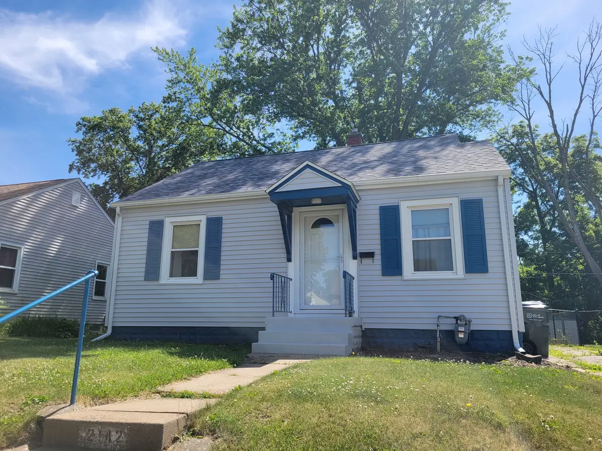 2142 Frisco Drive, Davenport, IA 52804 - #1
