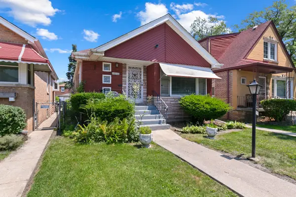 10553 S Calumet Avenue, Chicago, IL 60628