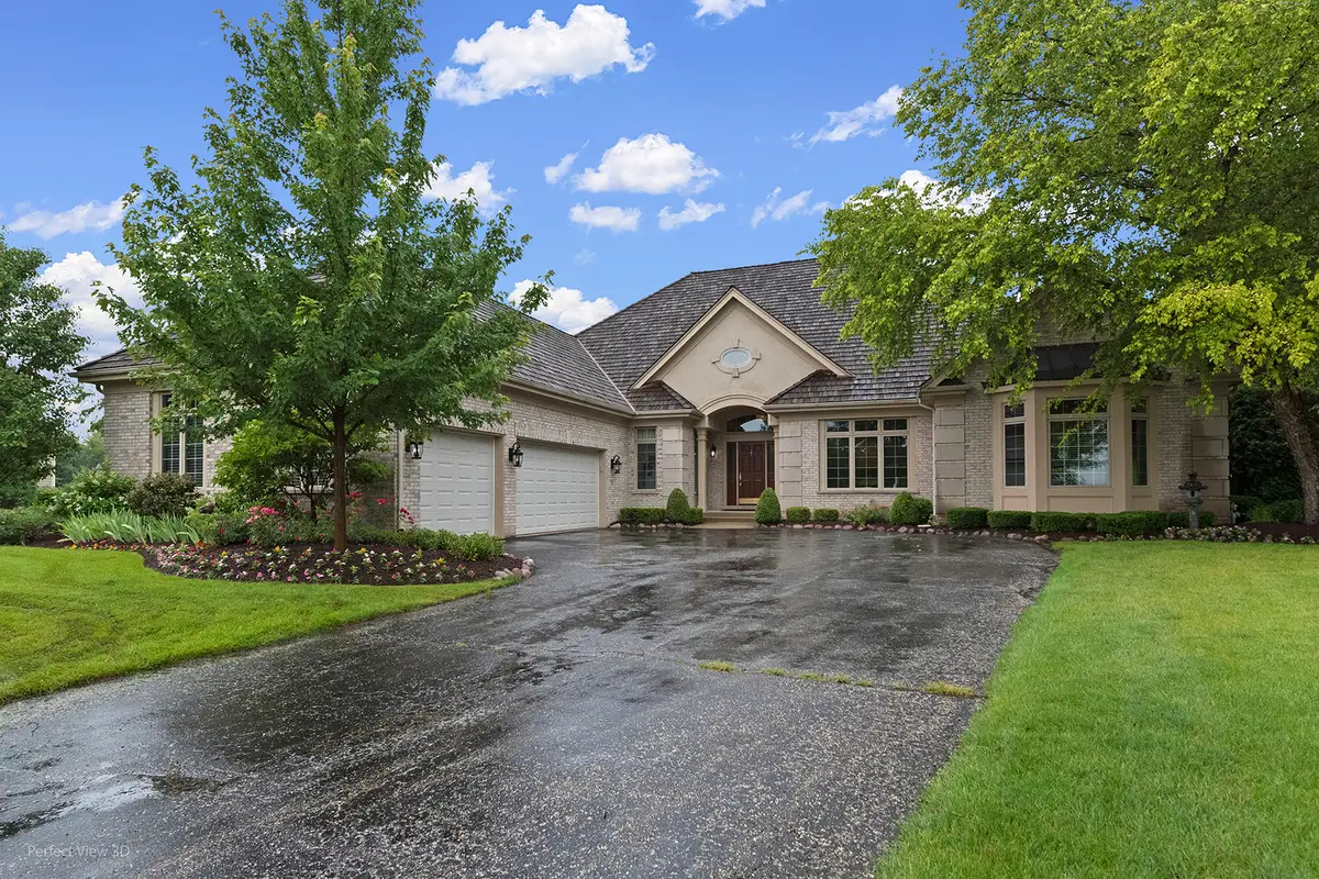 6650 White Pine Way, Libertyville, IL 60048 - #1
