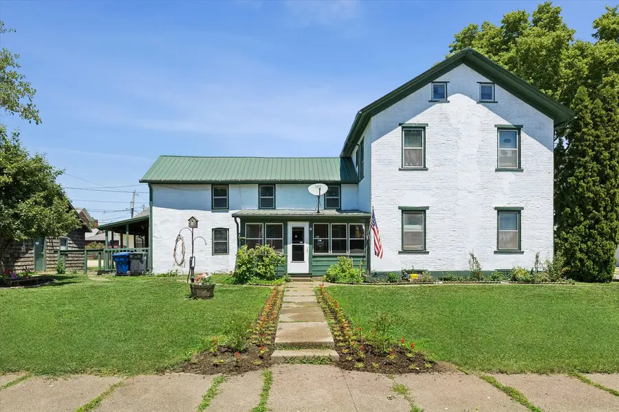 2202 Mckinley Street, Clinton, IA 52732 - #2