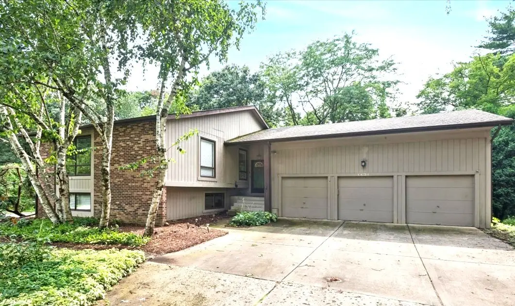 6638 Timbertrails Road, Lisle, IL 60532 - #1
