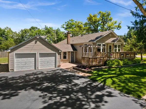 6N621 Watseka Avenue, St. Charles, IL 60174