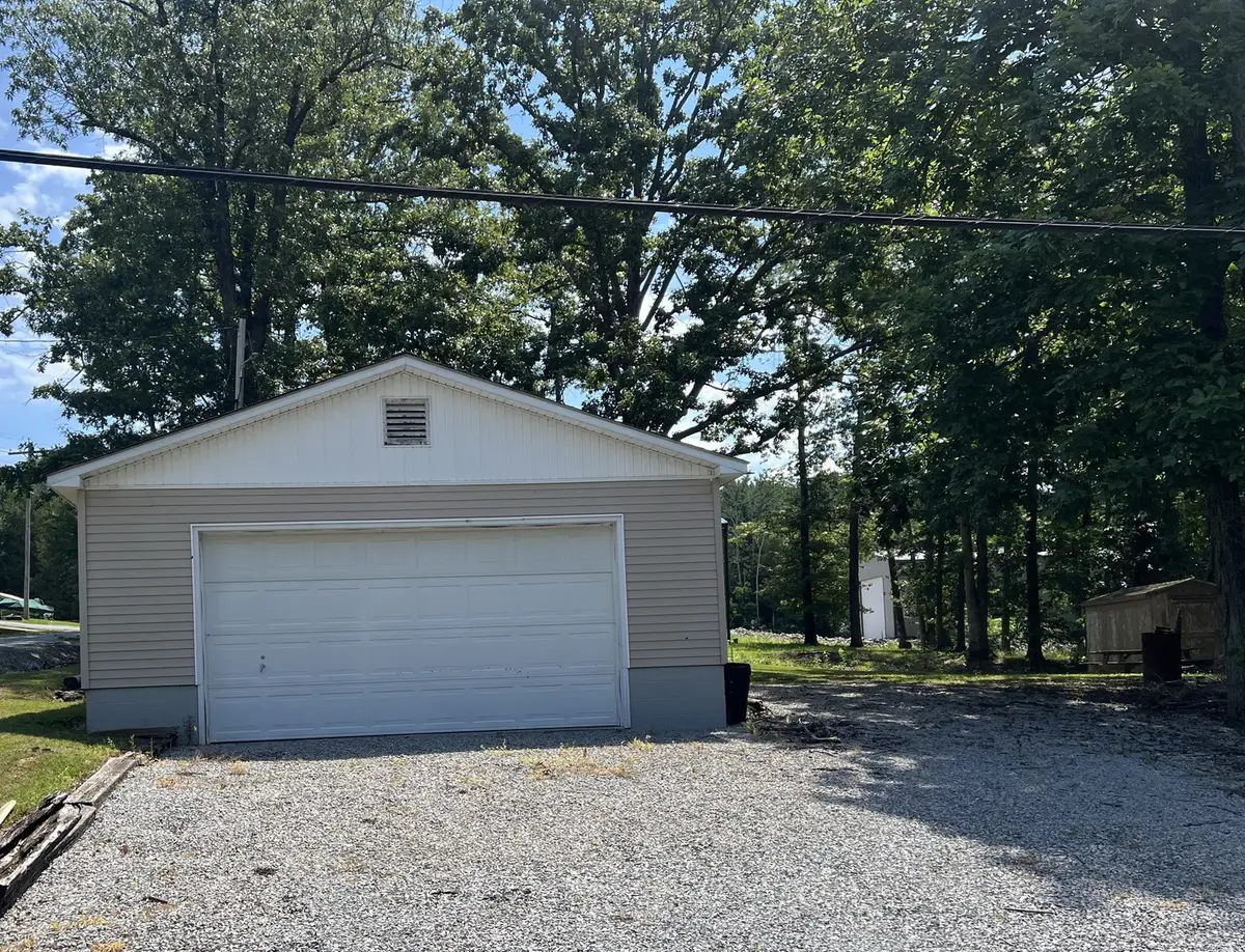 12808 N Shoreland Drive, Marion, IL 62959 - #1