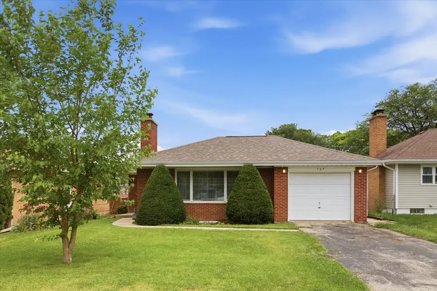 104 W Granville Avenue, Roselle, IL 60172 - #2