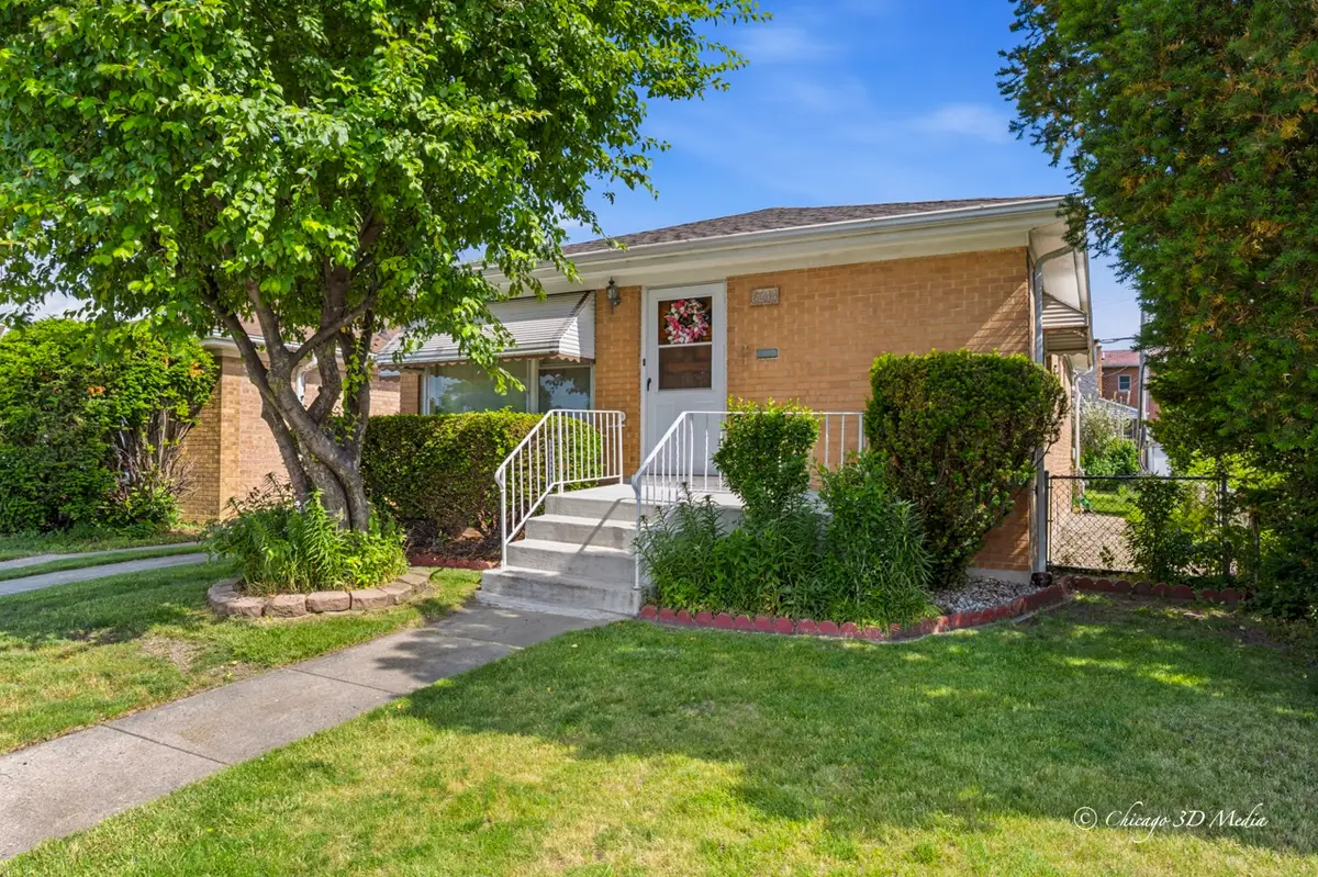 6244 W Foster Avenue, Chicago, IL 60630 - #1