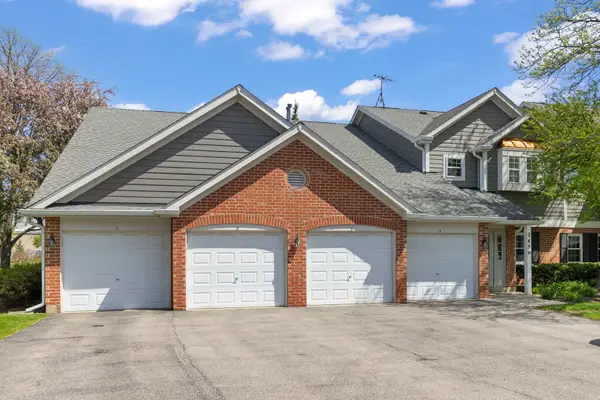 2450 Charleston Drive #1, Schaumburg, IL 60193