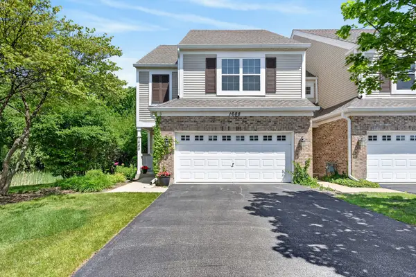 1688 Yellowstone Court #47, Crystal Lake, IL 60014
