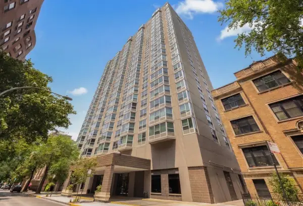 720 W Gordon Terrace #10B, Chicago, IL 60613