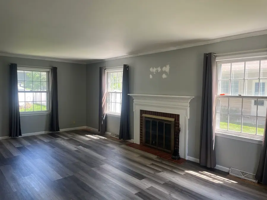 2221 Mayflower Drive, Aurora, IL 60506 - #3
