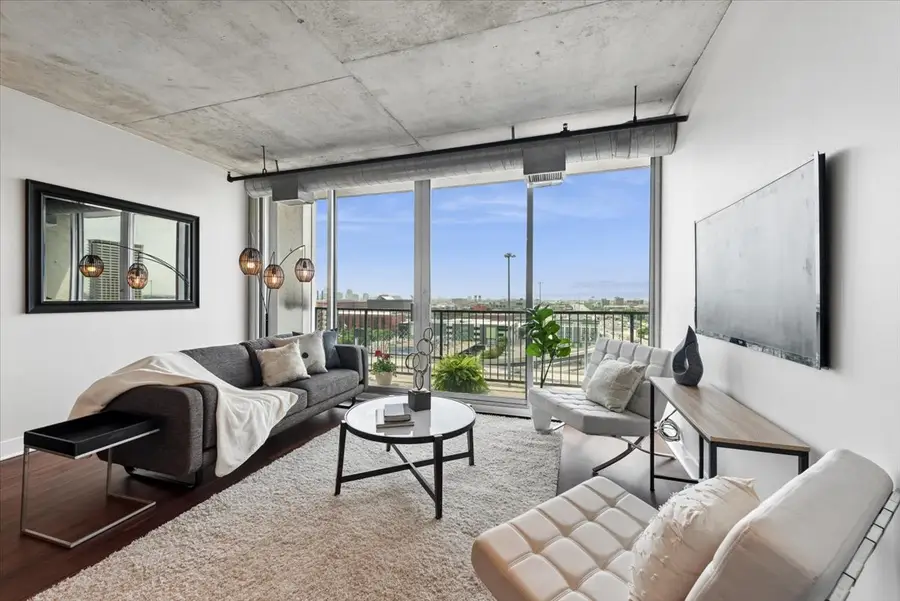 700 W Van Buren Street #1305, Chicago, IL 60607 - #3