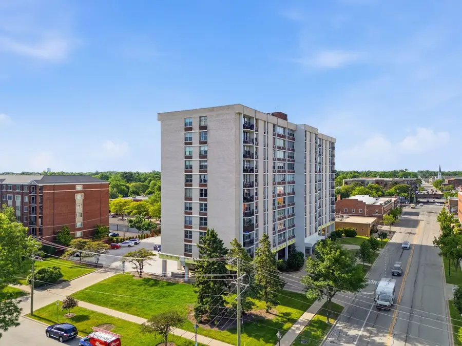 33 N Main Street #6G, Lombard, IL 60148 - #2