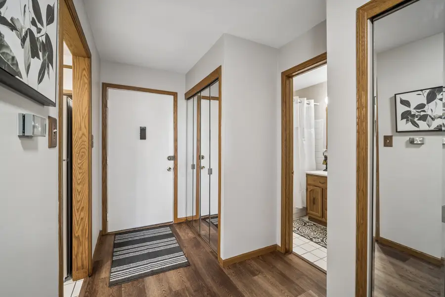 8970 N Parkside Avenue #104, Des Plaines, IL 60016 - #3